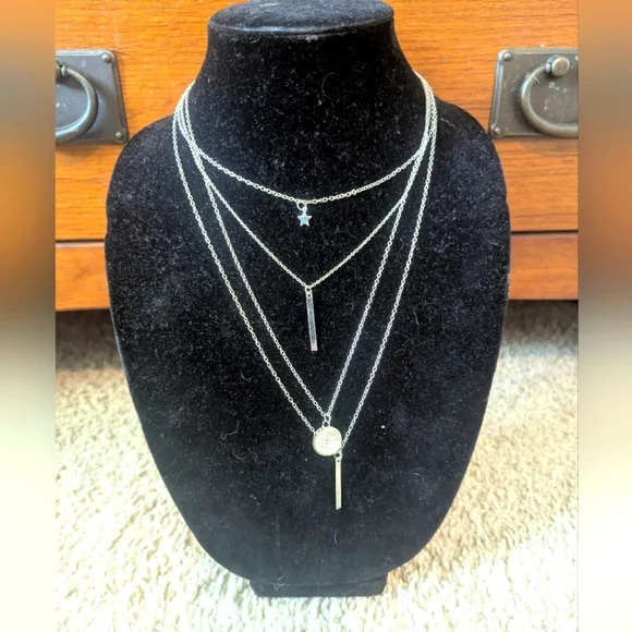 NWT Set of 4 drop multi layered necklaces - Picture 1 of 4